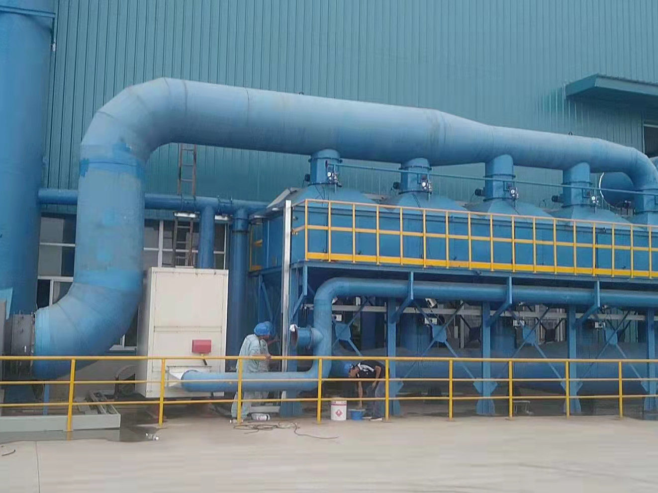 有機(jī)廢氣處理現(xiàn)場(chǎng)調(diào)試
